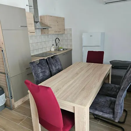 Appartement Tonka Malinska